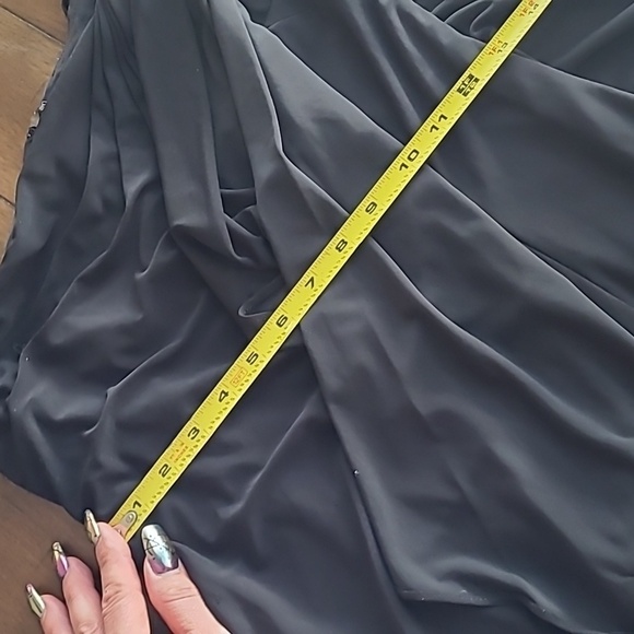 Cashe' Black One Shoulder Party Dress size 2 - Picture 10 of 11